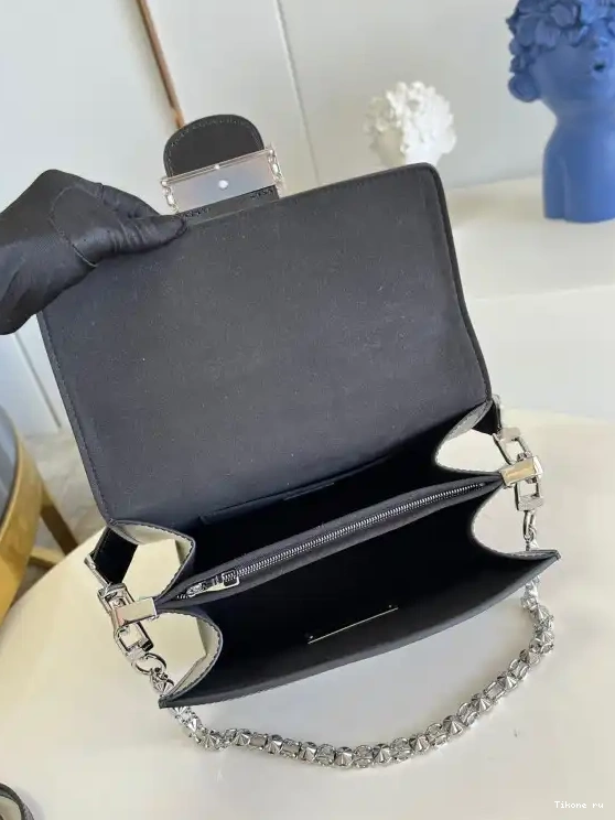 Cheap MM VUITTON DAUPHINE LOUIS 0612